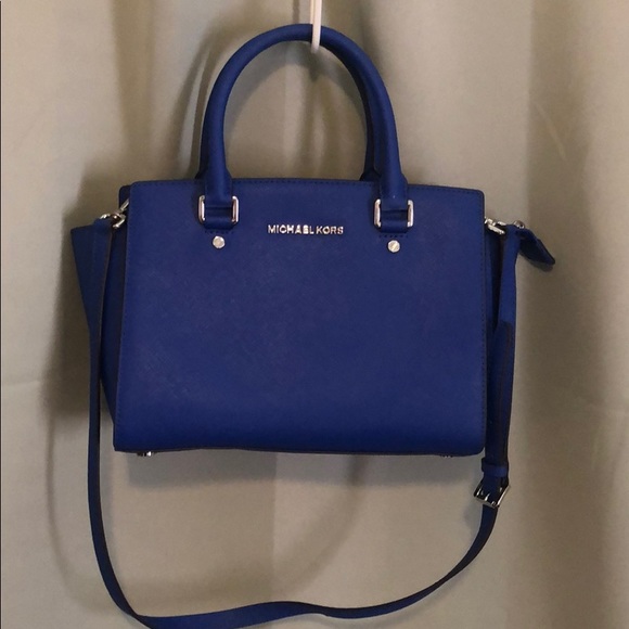 Michael Kors Handbags - 💫HOST PICK💫 Electric Blue Michael Kors Bag